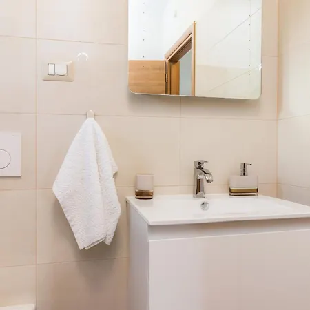 Roma Near Pula For 6 People With Private Pool Jadreški