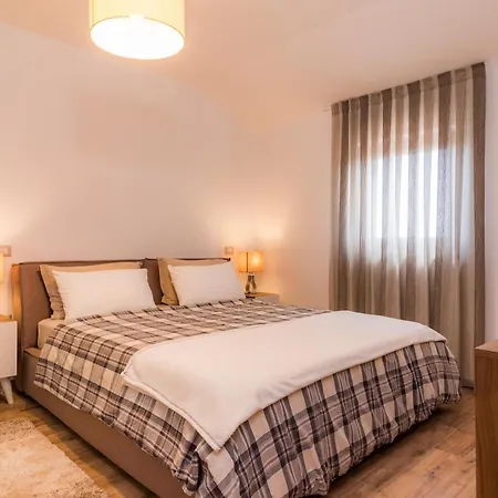 빌라 Roma Near Pula For 6 People With Private Pool Jadreški