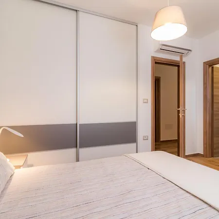 Roma Near Pula For 6 People With Private Pool Villa Jadreški