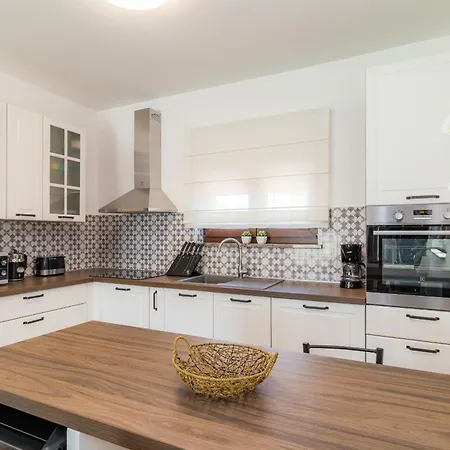 빌라 Roma Near Pula For 6 People With Private Pool Jadreški