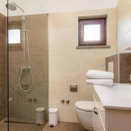 Roma Near Pula For 6 People With Private Pool * Jadreški
