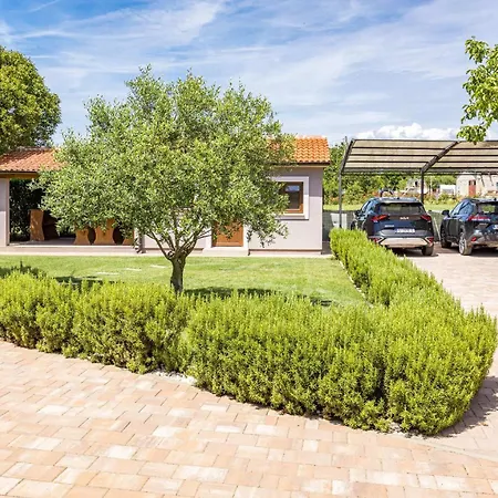 Roma Near Pula For 6 People With Private Pool Βίλα